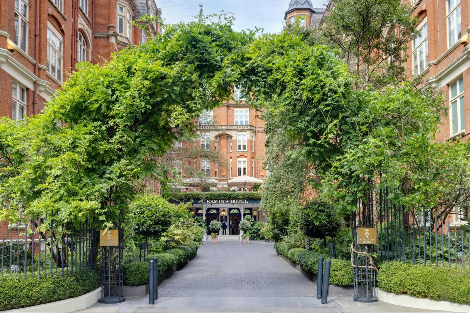 St. Ermin'S Hotel, Autograph Collection Londra Esterno foto